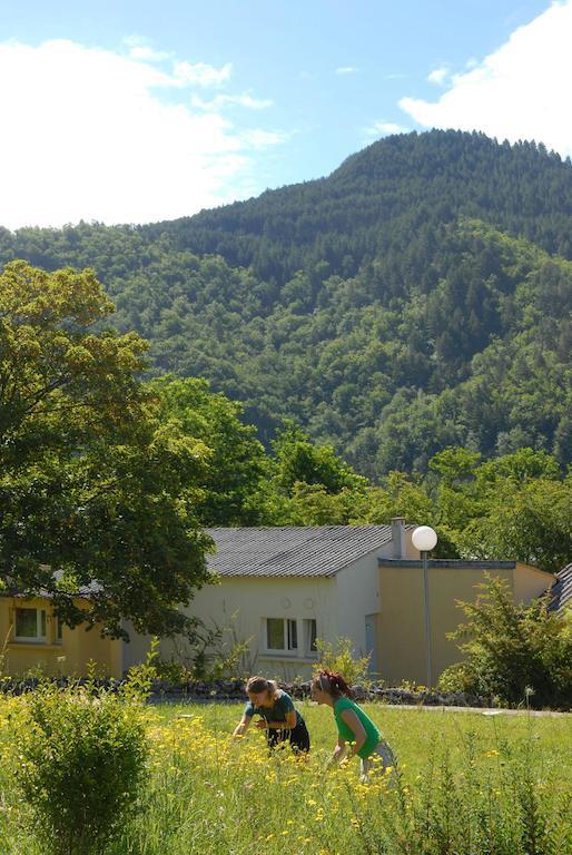 Vvf Les Cevennes Hotell Bédouès Eksteriør bilde