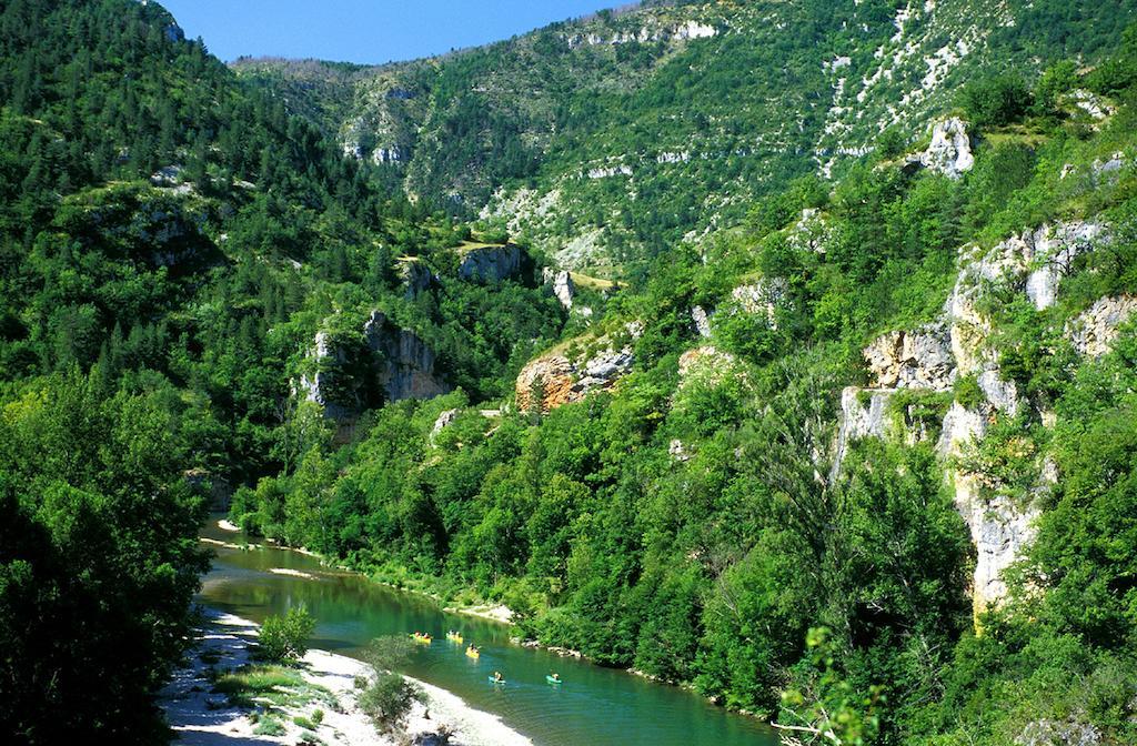 Vvf Les Cevennes Hotell Bédouès Eksteriør bilde